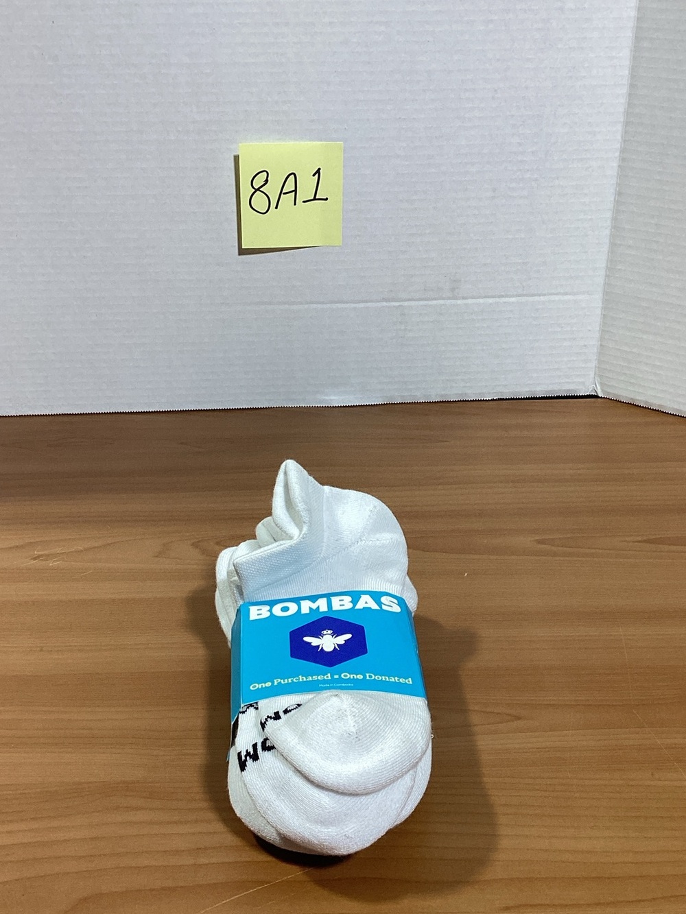 Bombas White No-Show Socks with Blue Label